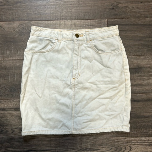 American Apparel JEANS - Light Wash Denim Mini Skirt - Picture 1 of 8